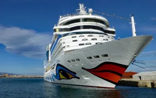 Die KDE Transport GmbH liefert per Eiltransport zur AIDA.