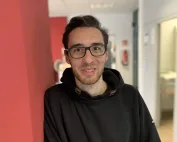 Joshua Schmidts verantwortet den abendlichen Sendungsexport für Overnight-Express bei der KDE Transport GmbH.