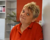 Petra Straub arbeitet seit vielen Jahren für die KDE Transport GmbH. Sie kümmert sich um die Qualitätssicherung im Bereich Overnight-Express.