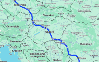 Die Karte zeigt die Route des Direkttransports des Monats der KDE Transport GmbH im November 2023.